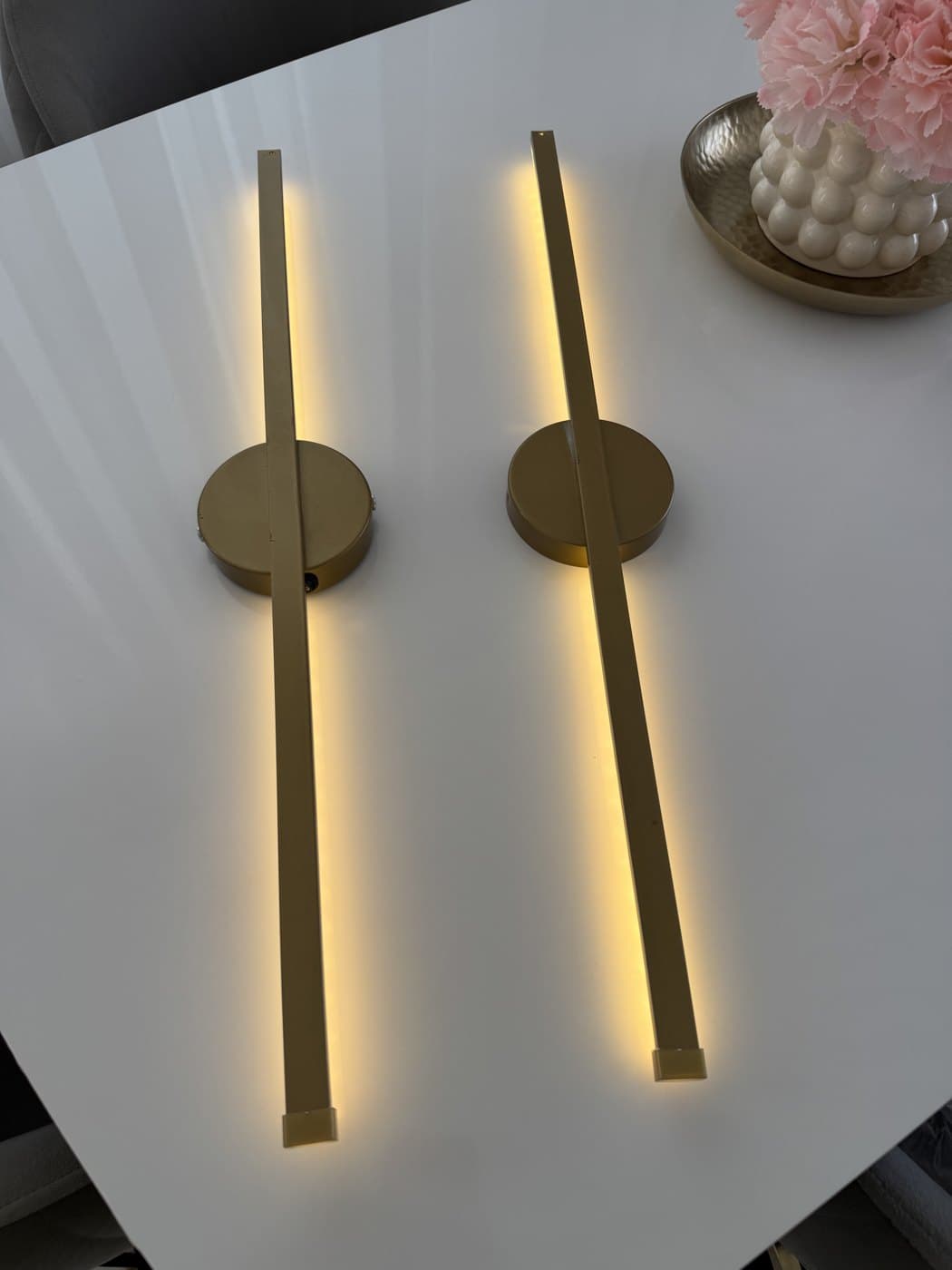 Stickhome S65 — Eskitme Gold, gerçek ürün çekimi (yassı gövde, yuvarlak taban)